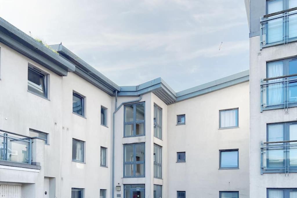New Luxurious And Business Apt Swansea Exterior foto