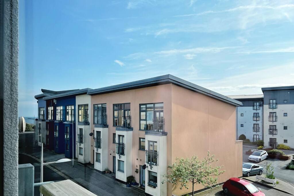 New Luxurious And Business Apt Swansea Exterior foto